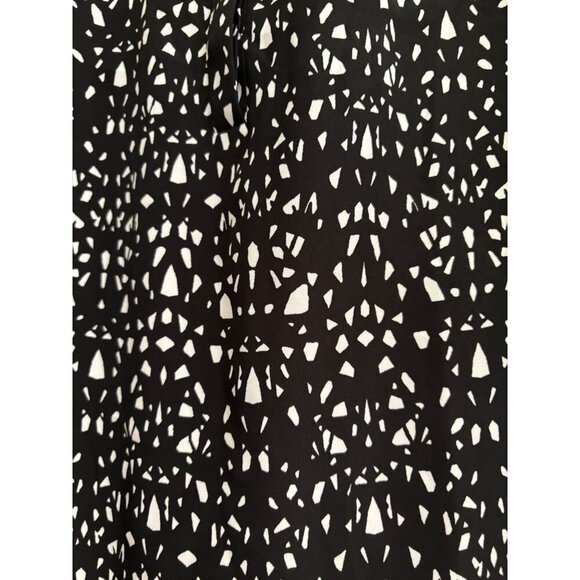 Ann Taylor LOFT Black & White Sleeveless Geometric Print Career Top Size Large - Picture 7 of 12